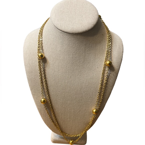 Monet Jewelry - Gold Tone Monet Necklace